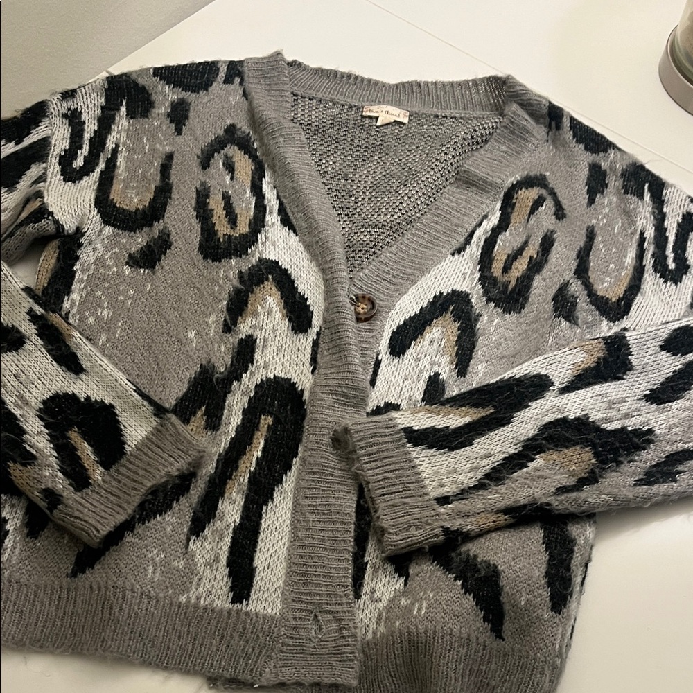 Hem& Thread Gray Leopard Cardigan Sweater